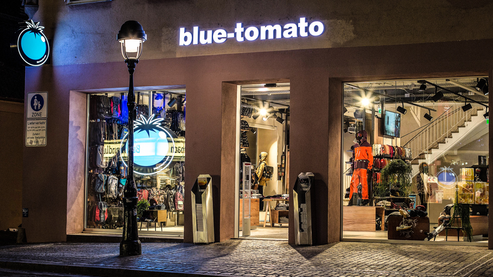 Blue Tomato