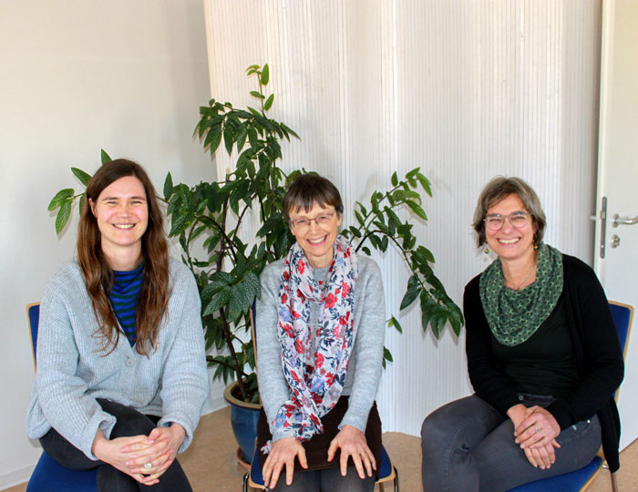 Auf dem Bild sieht man Anna Tonzer, Hildegard Bargenda und Susanne Schmid