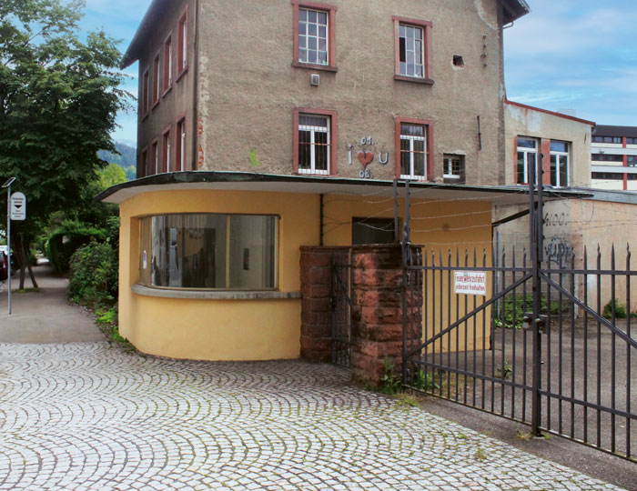 Ein Bild vom Pförtnerhaus auf dem Ganter-Areal.