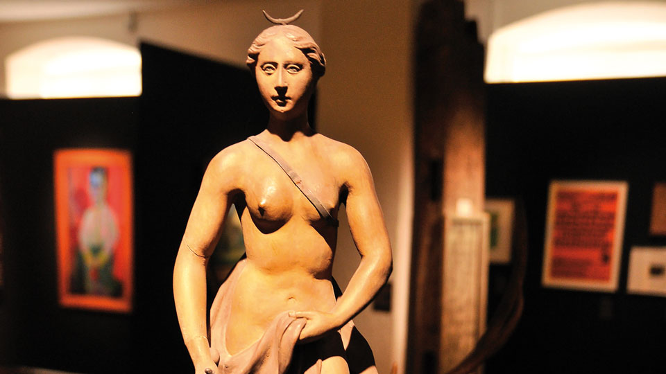 Figur einer Frau im Dreiländermuseum