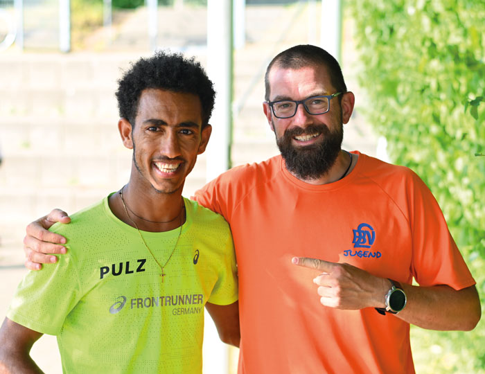 Filmon Teklebrhan und sein  Trainer Johannes Eisele