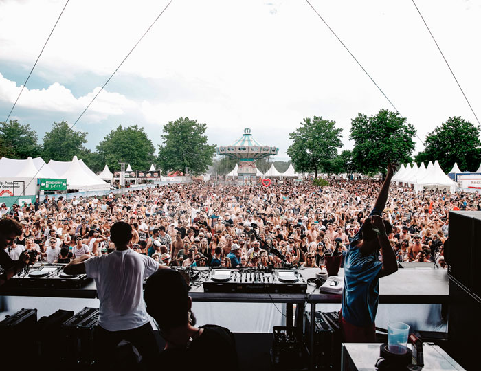 Bühnenbereich beim Sea You Festival