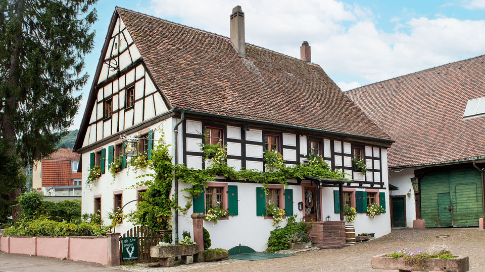 Ein Bild von dem Gasthaus Hirschen von aussen