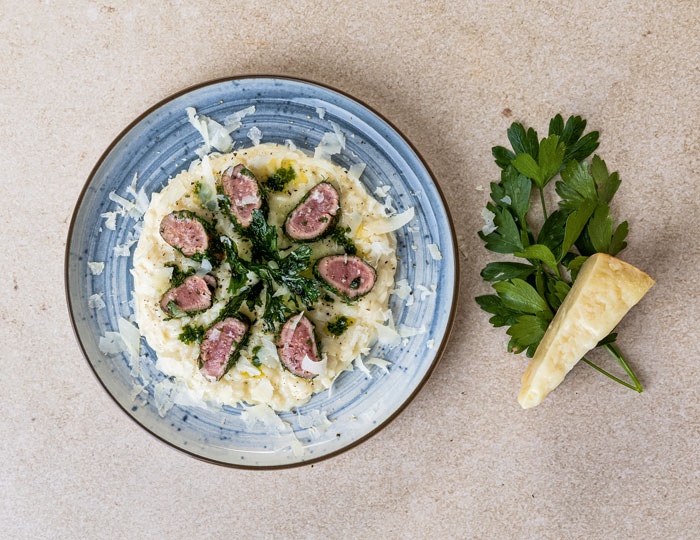 Ziegenkäserisotto mit Lammrückenfilet